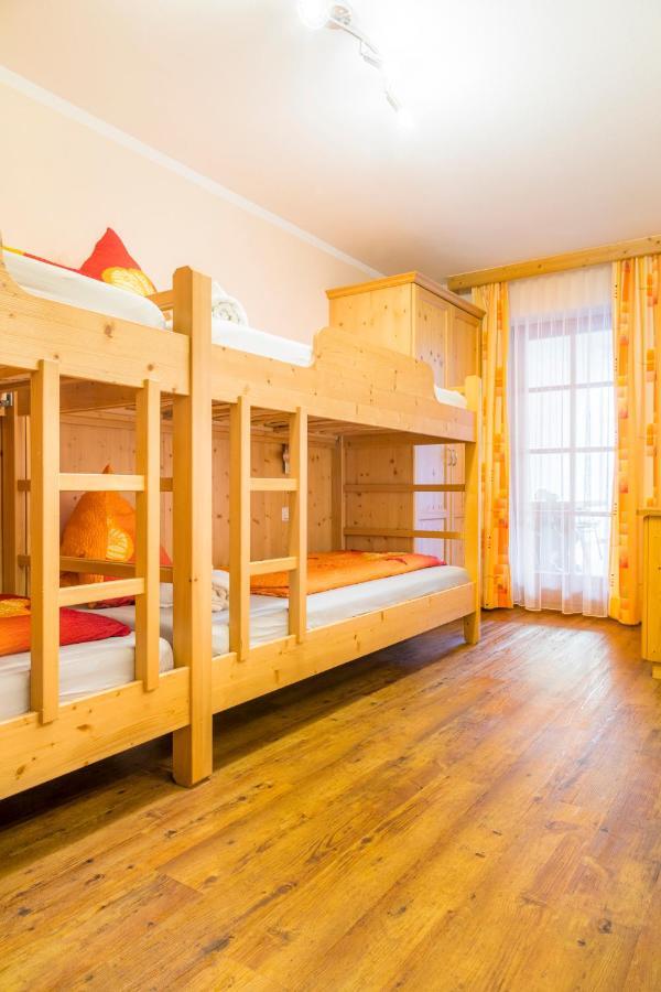 Matzhof Apartment Леоганг Екстериор снимка